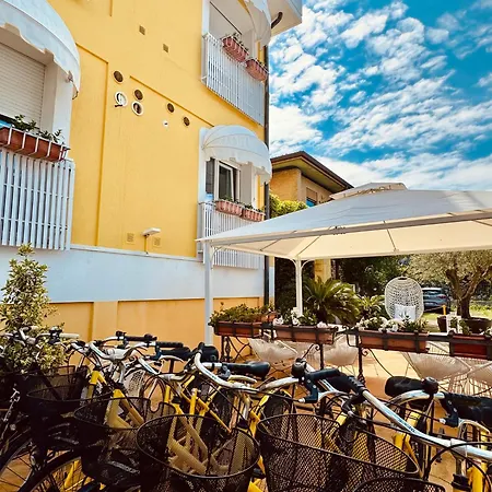 Hotel Meuble Tripoli Grado