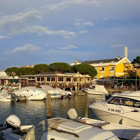 Hotel Meuble Tripoli Grado