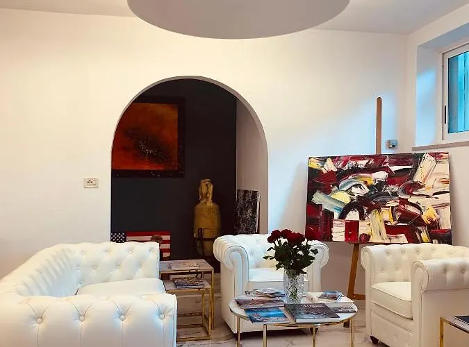 Hotel Meublè Tripoli 3*